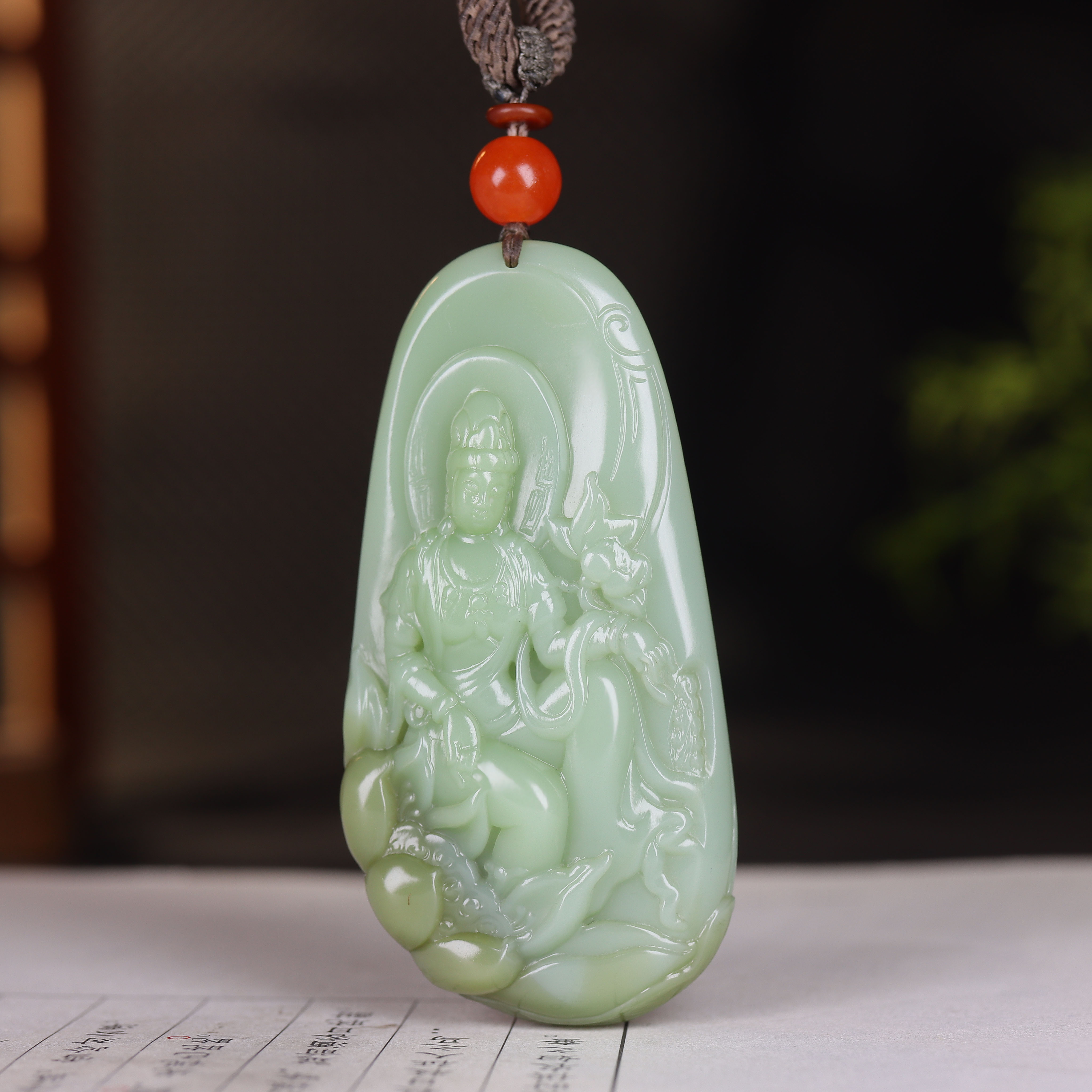 (古晨珠宝) 俄罗斯和田玉粉青飘糖碧玉观音玉牌挂件吊坠玉坠42g