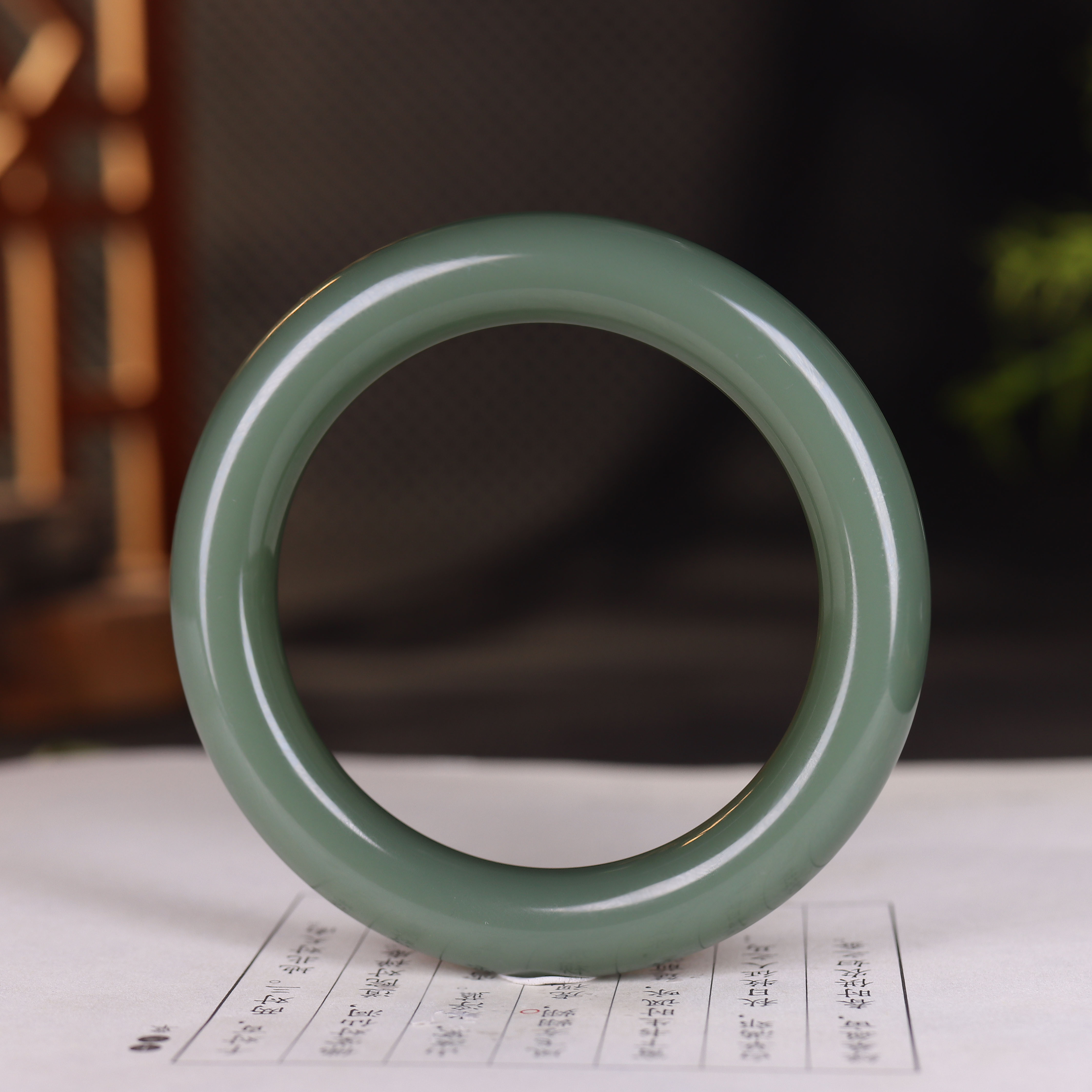 （古晨珠宝) 俄罗斯和田玉碧玉圆条手镯玉镯腕间优雅61g55mm