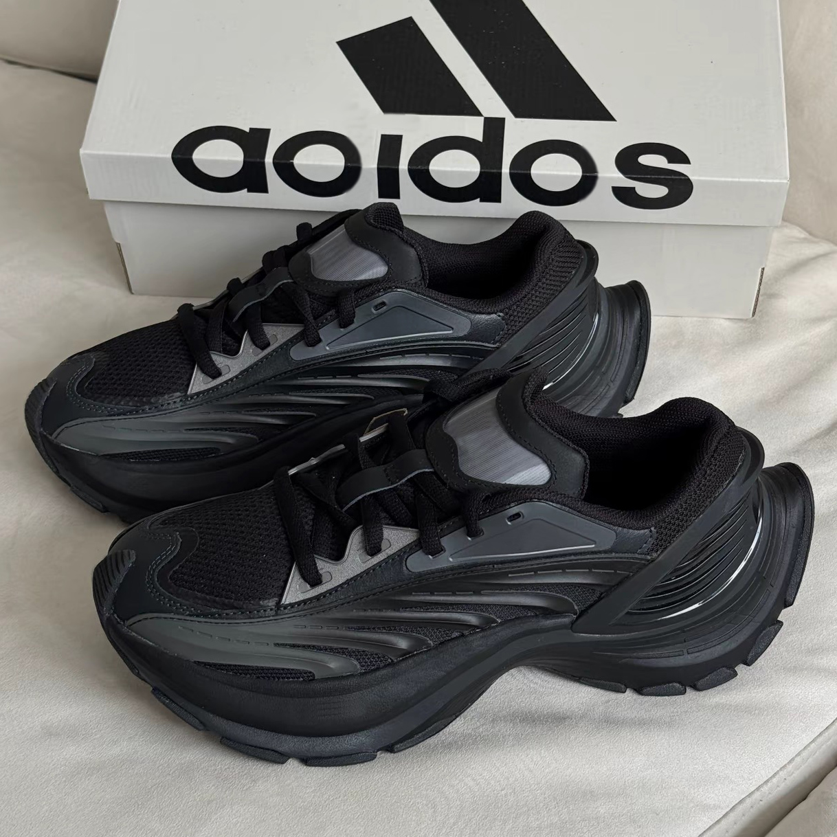 莆田高端代工厂防伪老爹鞋