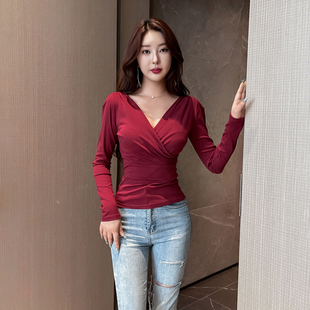 女人味性感V领特别漂亮掐腰上衣内搭可外穿打底衫修身显瘦短款T恤