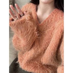 新款 女冬季 慵懒风羊毛保暖毛衣ss 温柔软糯拉毛V领针织衫 法式