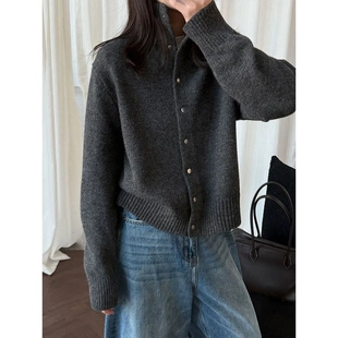 新款 女冬季 慵懒风保暖毛衣外套s 立领韩系高级感针织开衫 法式