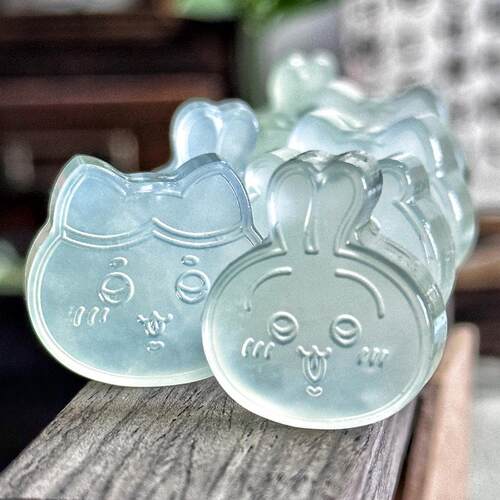 可爱玉坠小八乌萨奇岫岩玉小吊坠