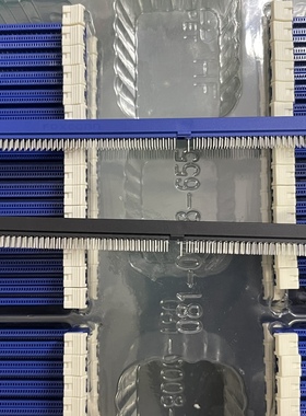 AH08813-A9L1G-4F 288P 蓝身白耳脚长2.67 直插通 DDR4 Foxconn