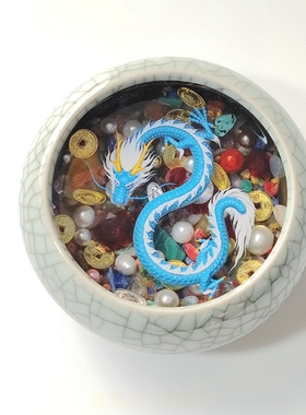 迷你龙摆件桌面摆件盘龙阁琥珀