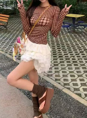 现货LISA同款小众设计视觉升杯复古棕色格纹圆领长袖上衣T恤打底