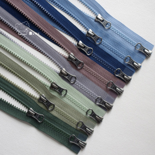 冲锋衣羽绒服棉衣外套 男女装 70_80cm YKK5号双头双开树脂长拉链