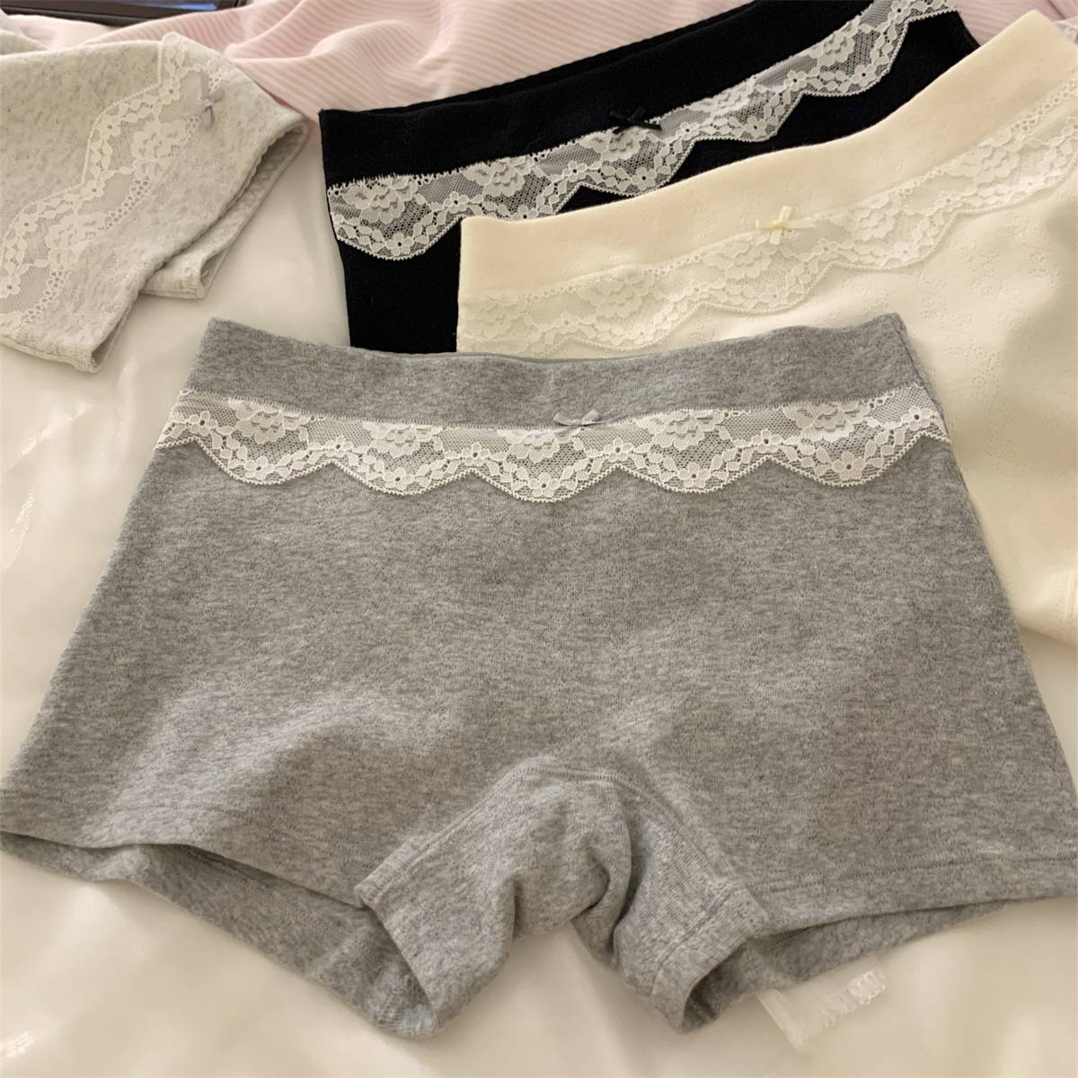 面包和猫咪好天气女生纯棉平角裤