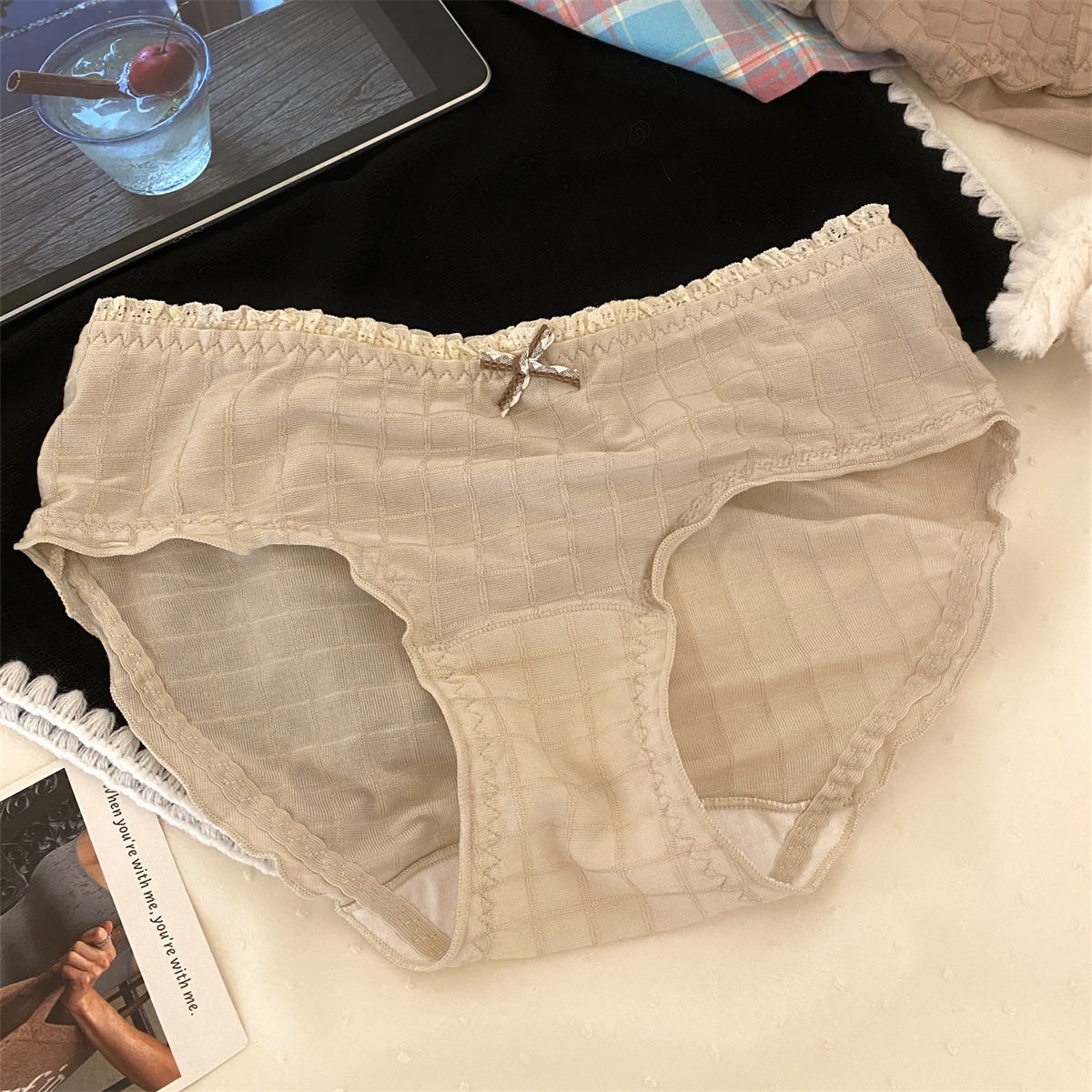 面包和猫咪好天气女生甜美三角裤