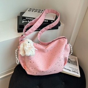 韩版 潮女士百搭单肩斜挎包高级感休闲通勤包 星星帆布包女2026新款