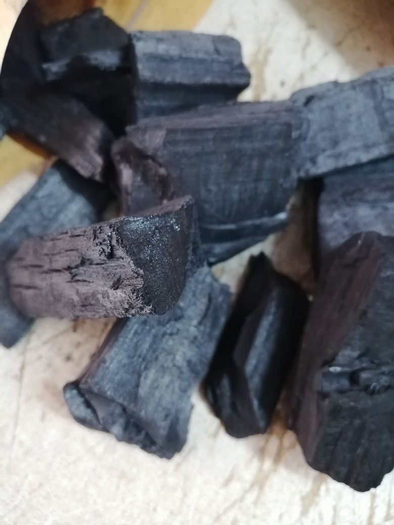 绞木炭室内烧烤炭白霜炭龙眼碳无烟炭煮茶核桃炭茶道零配禅意包邮