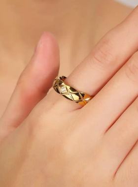 小香风菱格戒指女轻奢小众设计感高级食指戒时尚个性百搭指环