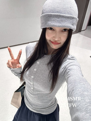 辣妹半开领长袖T恤打底衫女