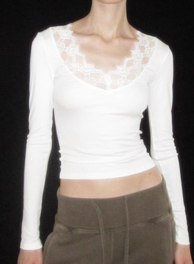 NOINFO肌肤上的性感 古早辣妹风蕾丝v领修身打底衫上衣外穿早秋