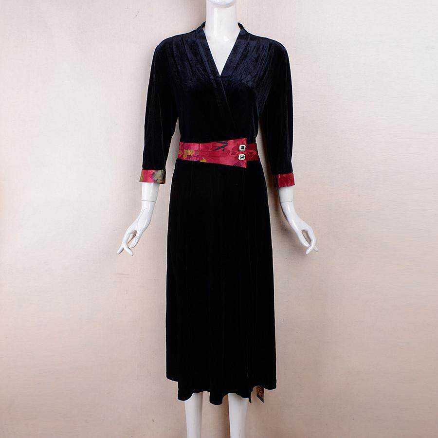 （捡漏2XL）2026春季金丝绒八分袖高端中长古典连衣裙尾货红花