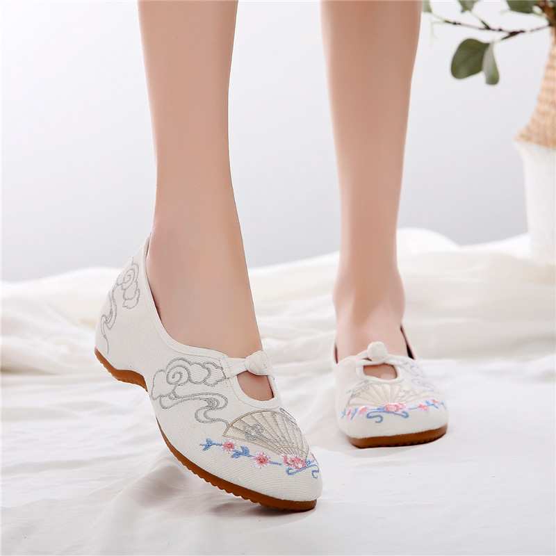 夏季新品古装绣花复古汉服鞋