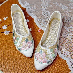 古风老北京布鞋女款配旗袍鞋子民族风绣花鞋女一脚蹬软底舒适单鞋