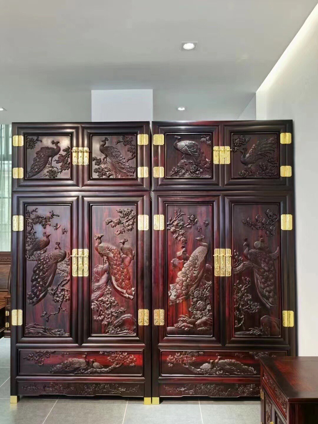 红木家具大红酸枝花鸟孔雀顶箱柜红木衣柜交趾黄檀卧室储藏柜衣柜