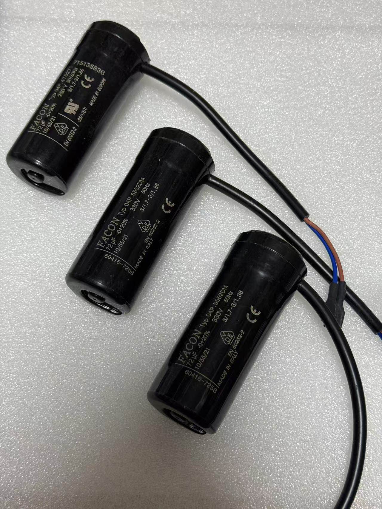 原装正品FACON 330V 88UF O4P.47684S 电容器启动电容现货