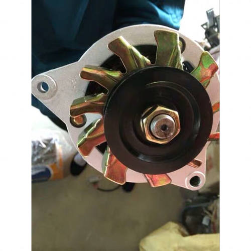 交流发电机农用三轮车硅整流发电