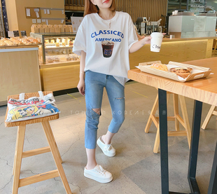 兔美善韩国代购女装 夏新 个性破洞软弹毛边休闲直筒8分牛仔裤