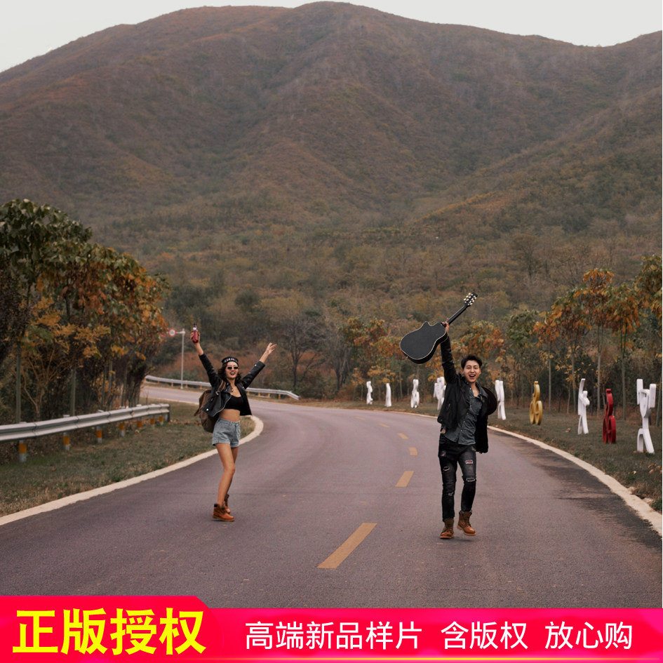 影楼婚纱照外景样片展会高端情侣小清新版权城市旅拍马路新客样照