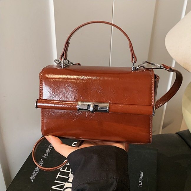 2026春季新款高级感手提包复古洋气小方包女时尚单肩包百搭斜挎包,箱包皮具/热销女包/男包,小方包,淘宝优惠券,粉丝福利购,淘宝优惠卷