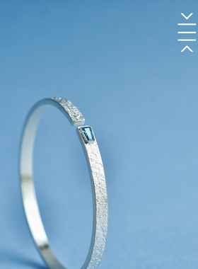 凝蓝丨手镯 姜央原创 镶嵌蓝色宝石 錾刻工艺 精致百搭