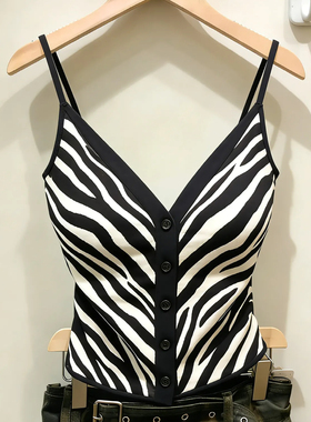 十三行一线大牌！斑马纹V领拼接单排扣吊带背心女外穿内搭短上衣