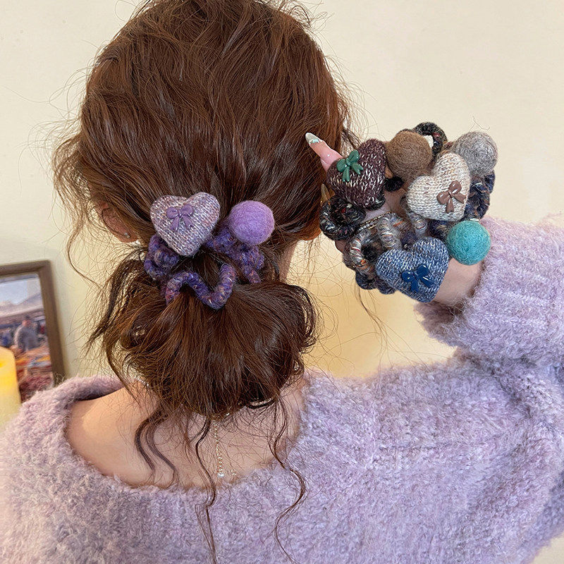 彩色毛绒针织爱心大肠发圈女秋冬毛球装饰气质百搭发绳网红头绳潮