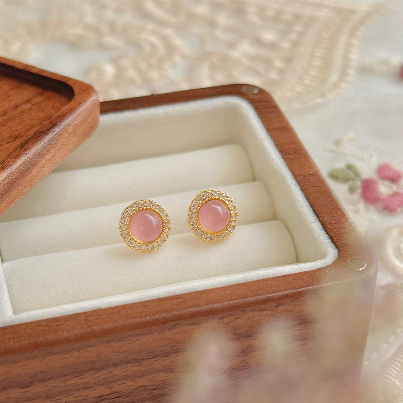 925银针粉色玉髓耳钉高级感气质百搭小众设计感精致时尚新款耳环