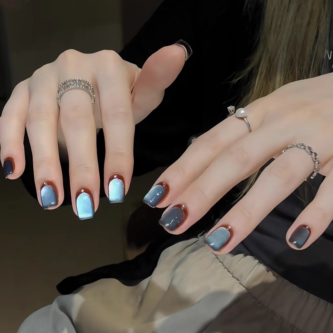 秋季新款高级感雾蓝猫眼手工美甲穿戴甲短款轻奢简约显白美甲贴片