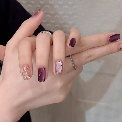 秋冬高级紫色冰透猫眼纯手工穿戴甲短款轻奢显白2025新款美甲贴片