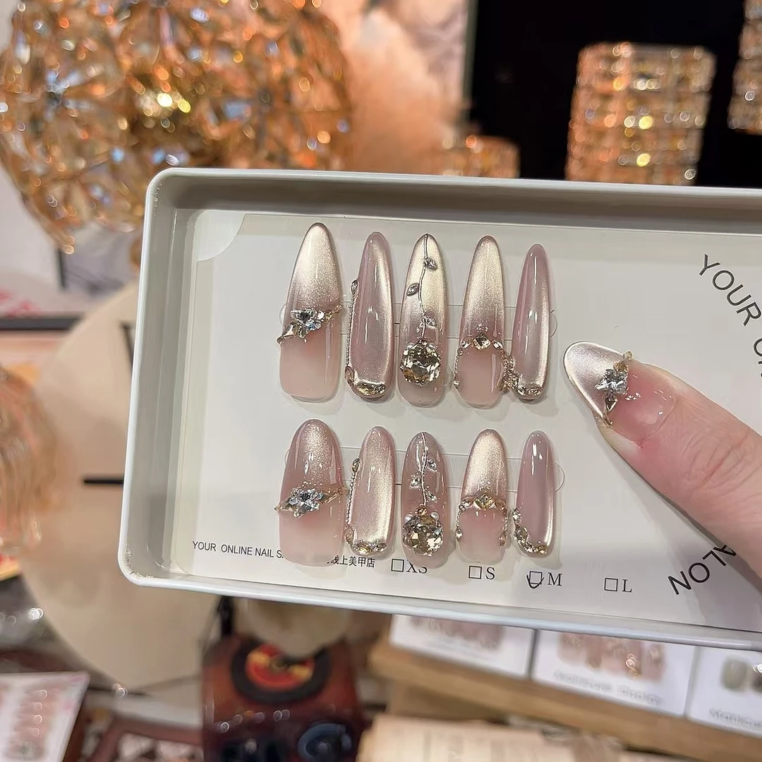 手工穿戴甲法式爆闪猫眼超显白穿戴式中长款美甲精致绝美指甲贴片,彩妆/香水/美妆工具,穿戴甲/甲片,淘宝优惠券,粉丝福利购,淘宝优惠卷