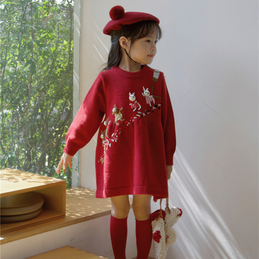BangBang饱饱 2025女童红色手工立体绣花连衣裙兔子毛衣圣诞年服
