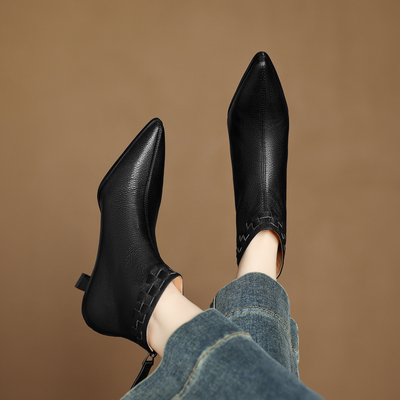 5厘米小跟不累脚尖头瘦瘦短靴