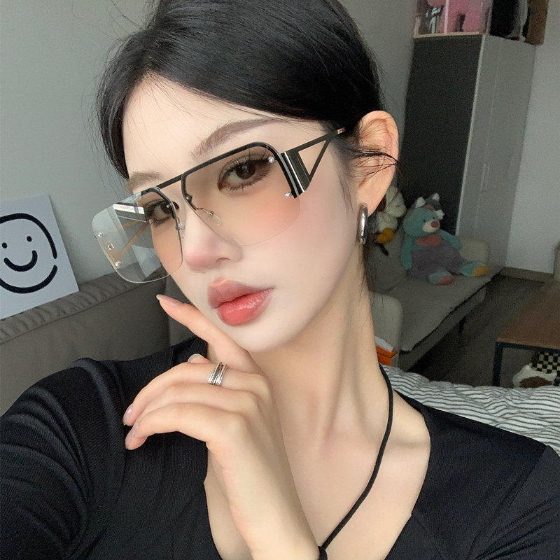 2026春夏复古金属方形水银色欧美大框方圆脸显瘦高级感太阳镜女潮