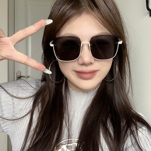 2024新款复古下半框白边方形墨镜女圆脸显瘦高级感网红太阳眼镜潮