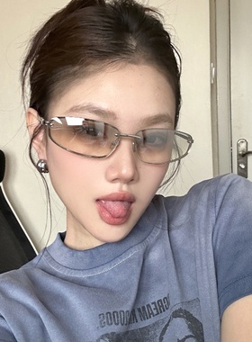 复古银色金属老钱风2025新款太阳镜女欧美辣妹显脸小亚裔网感墨镜