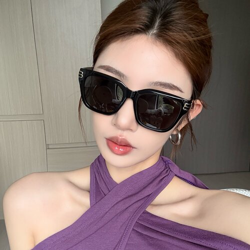复古大框方形超轻TR偏光女墨镜