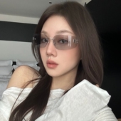 欧美辣妹风曲面大框透灰色素颜墨镜女方圆脸显瘦长款 高级感太阳镜