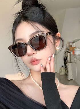 男女百搭欧美辣妹复古高级感墨镜