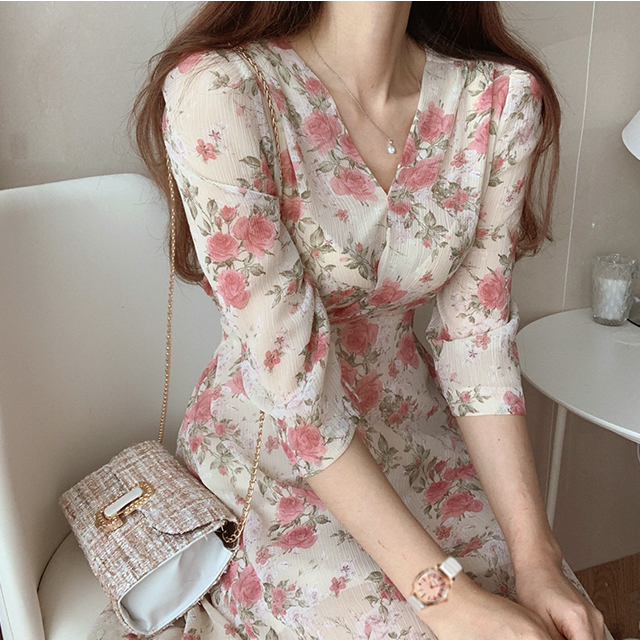 Ghost horse girls summer romantic flowers V-neck middle sleeve Dress Chiffon Skirt
