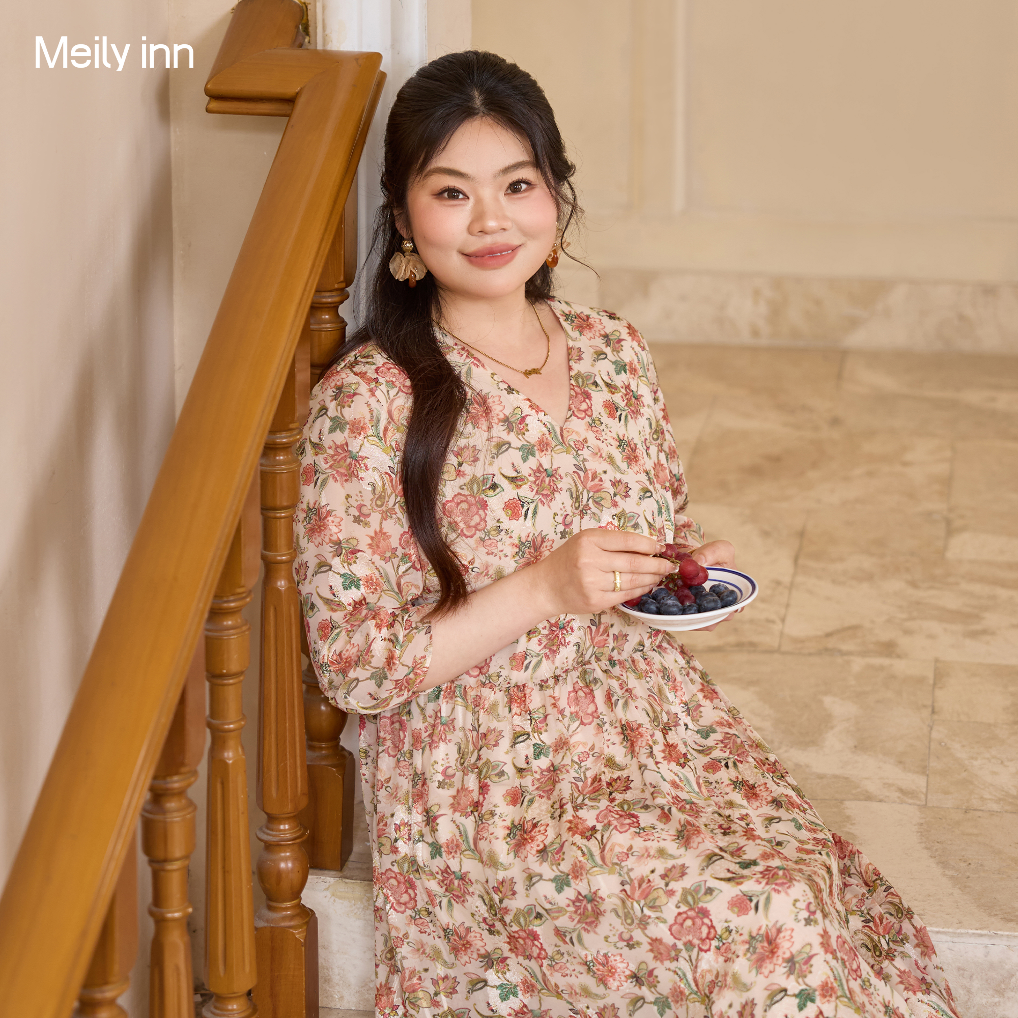 美丽客栈花间寻梦大码碎花连衣裙