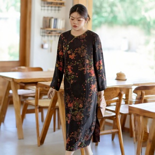 美丽客栈旗袍大码胖mm显瘦遮肚新中式改良圆领长袖中长款连衣裙女