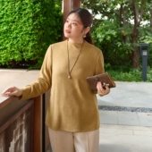 美丽客栈大码 胖mm宽松遮肚中高领磨毛绒感针织打底衫 女装 2025冬装