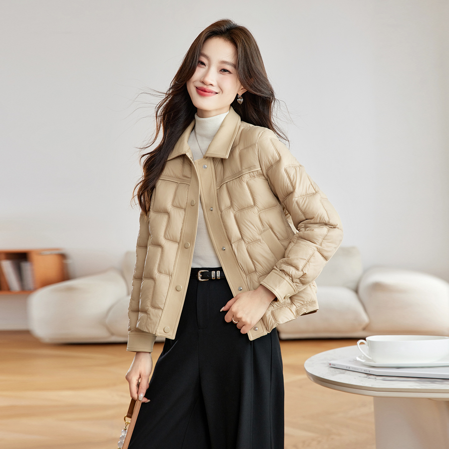 冬季短款轻薄棉衣女新款2025气质实拍小香风棉服棉袄外套 Ｗ5889