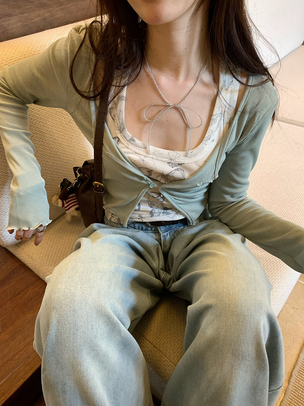 荒荒家 波浪边扣子开衫2025春夏新款温柔防晒透气长袖披肩罩衫女,女装/女士精品,毛针织衫,淘宝优惠券,粉丝福利购,淘宝优惠卷