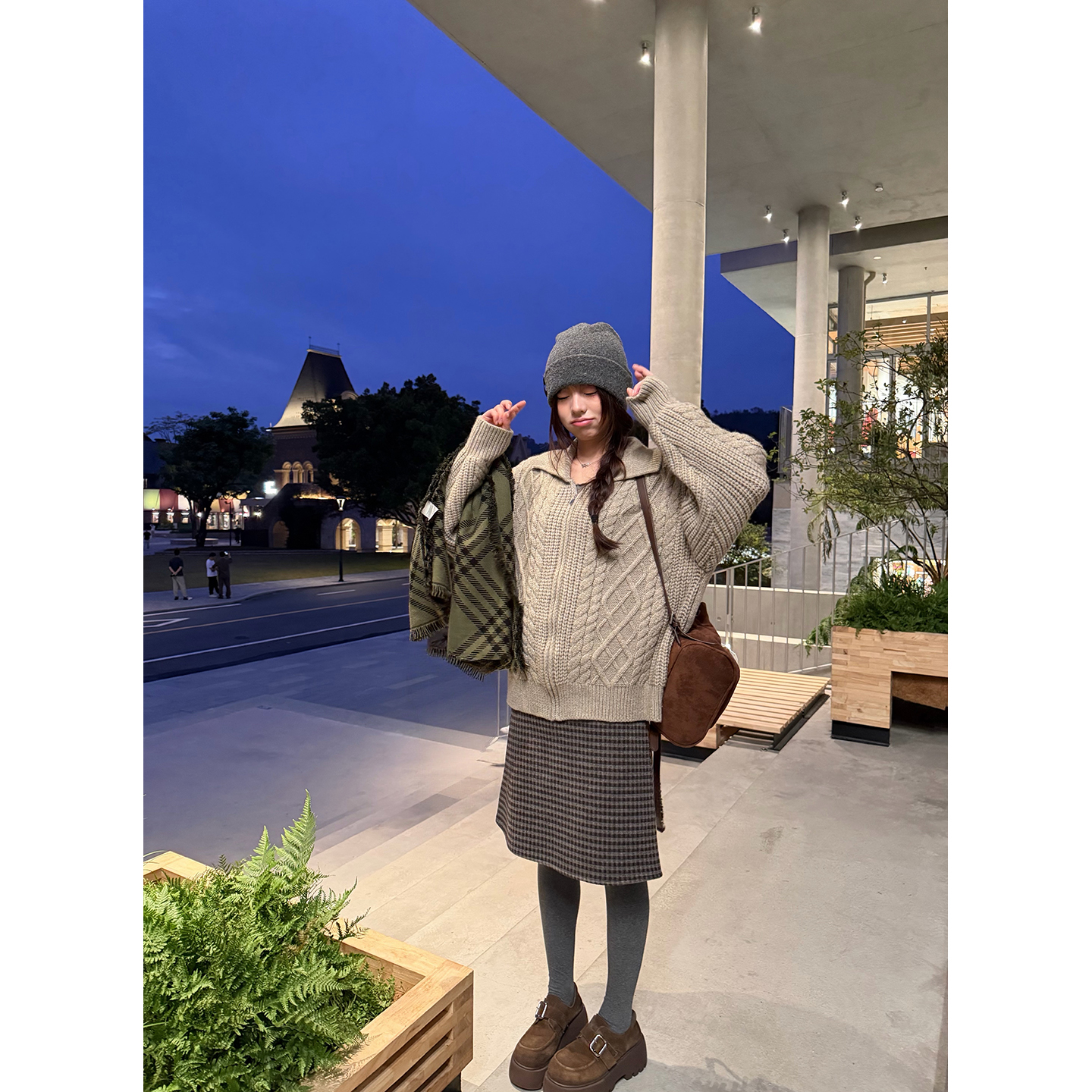 荒荒家 11/10 10:00AM 新品折扣！！小方格呢子半身裙