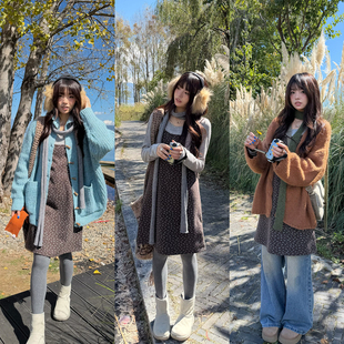 复古打底内搭无袖 法式 连衣短裙 小花花吊带裙2025秋冬新款 荒荒家